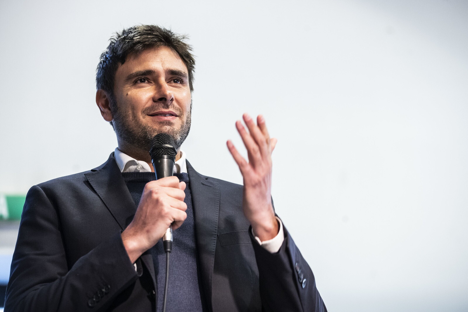 Di Battista da Cuba: "Mi sento molto meglio, torno in Italia venerdì"