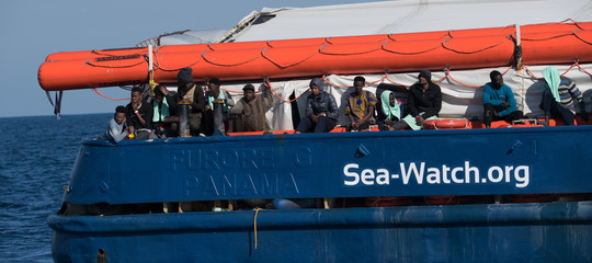 sea watch migranti procura