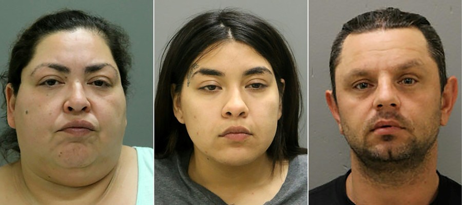 Il Bimbo Strappato Da Ventre Della Madre Uccisa Ha Aperto Gli Occhi