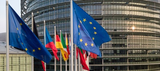 commissione ue maggioranza europeista