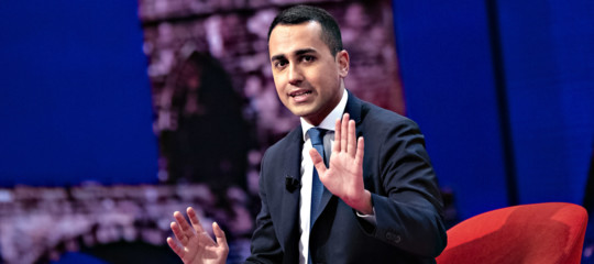 voto m5s rousseau di maio