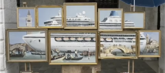 banksy venezia istallazione