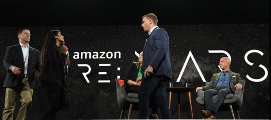 amazon bezos impegno ambiente