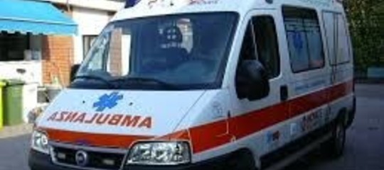 cornicione napoli uccide uomo