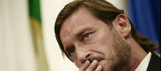 totti roma dimissioni conferenza