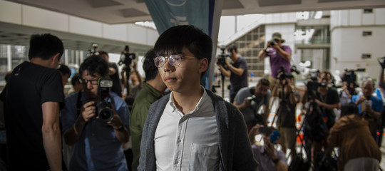 Hong Kong attivisti arrestati manifestazione cancellata