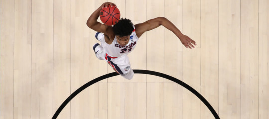 giapponese nero nba hachimura