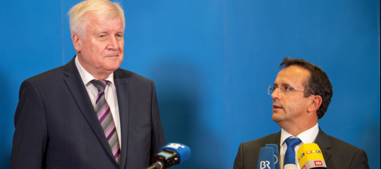 violenze estrema destra neonazisti allarme germania