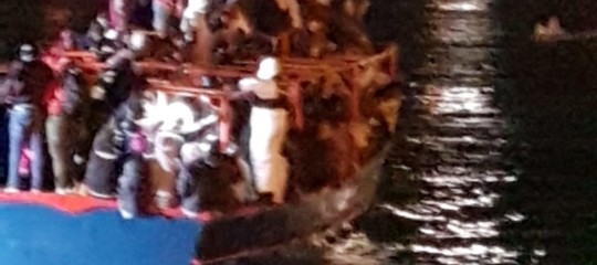 migranti sbarco pozzallo