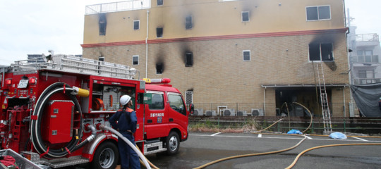 Giappone incendio studio cartoni animati