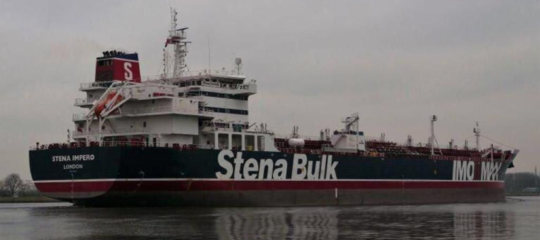 Iran petroliera Gran Bretagna