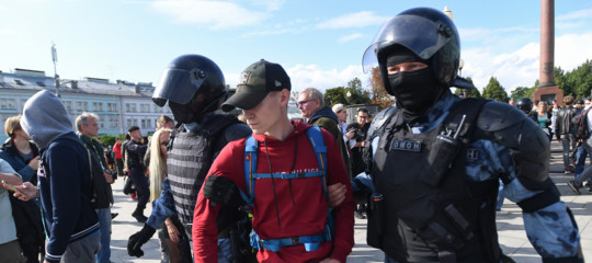 arresti manifestazioni proteste mosca navalny