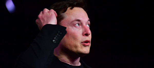 Tesla risarcimento 130 milioni dipendente vittima razzismo