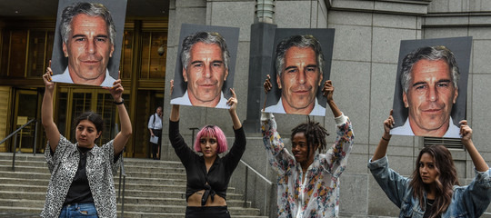 suicidio epstein indagini