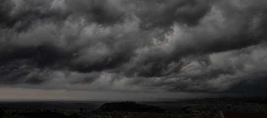 alluvioni tornado clima mediterraneo