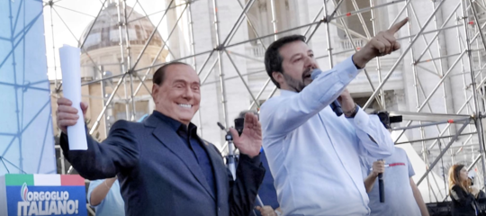 manifestazione centrodestra salvini lega casapound