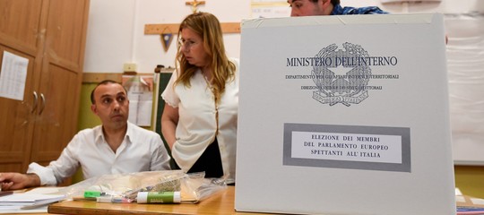 Umbria: verso affluenza in aumento, alle 12 circa 4 punti in più