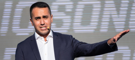 di maio chiusure domenicali