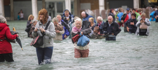 venezia acqua alta san marco