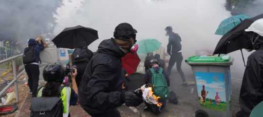 cina hong kong scontri terrorismo