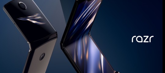 motorola razr pieghevole