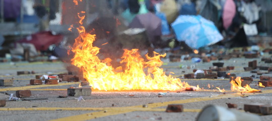 Hong Kong violenze commento ambasciatore cinese