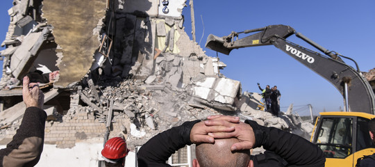 albania terremoto morti