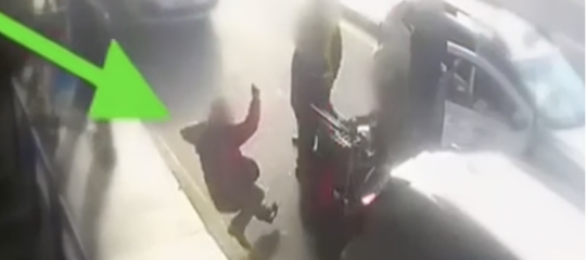tassista aggressione fiumicino