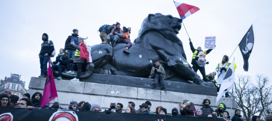 riforma pensioni francia proteste