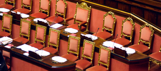 Nessuna modifica in Commissione per la Manovra. E scatta la protesta delle opposizioni