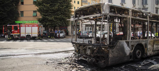 Roma Atac incendi bus