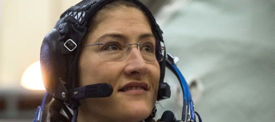 christina koch record permanenza spazio