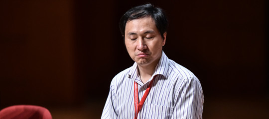 scienziato cina dna modificato condanna
