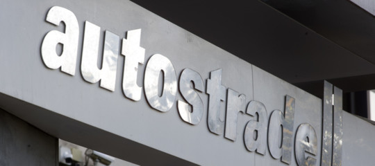 Autostrade crollo galleria Mit vertice