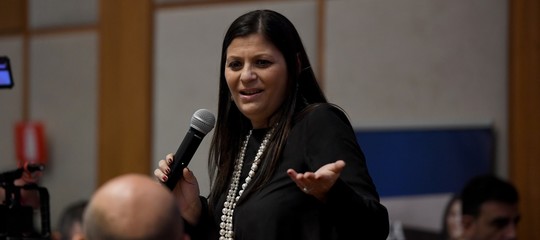 "C’è una Calabria che funziona. Per curarmi non vado al Nord", dice Santelli