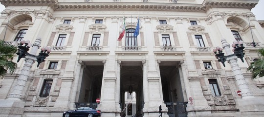 Nelle linee guida per le scuole non c’è discriminazione per censo, dice il ministero 