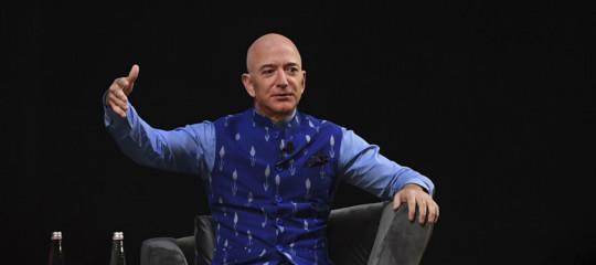 Usa telefono Bezos hackerato da principe saudita