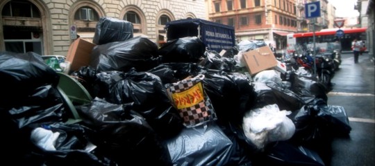 crisi rifiuti roma impianti