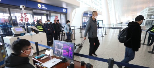 Virus Cina Burioni controlli rischio sbarco infetti