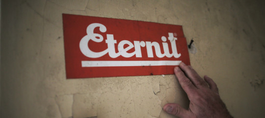 Eternit bis Schmidheiny rinvio a giudizio