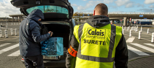 brexit migranti francia calais controlli