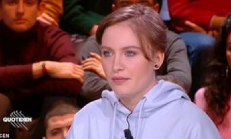 francia sedicenne critica islam minacce