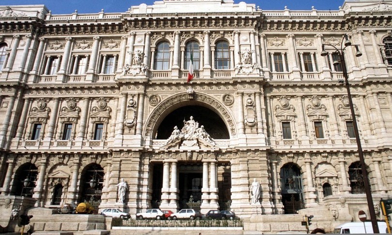 Cassazione nuovo nome cambio sesso