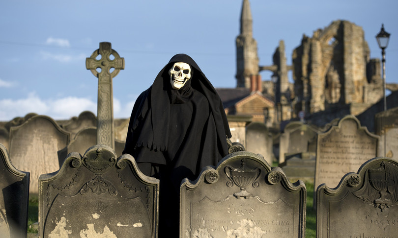 profili social morti che succede