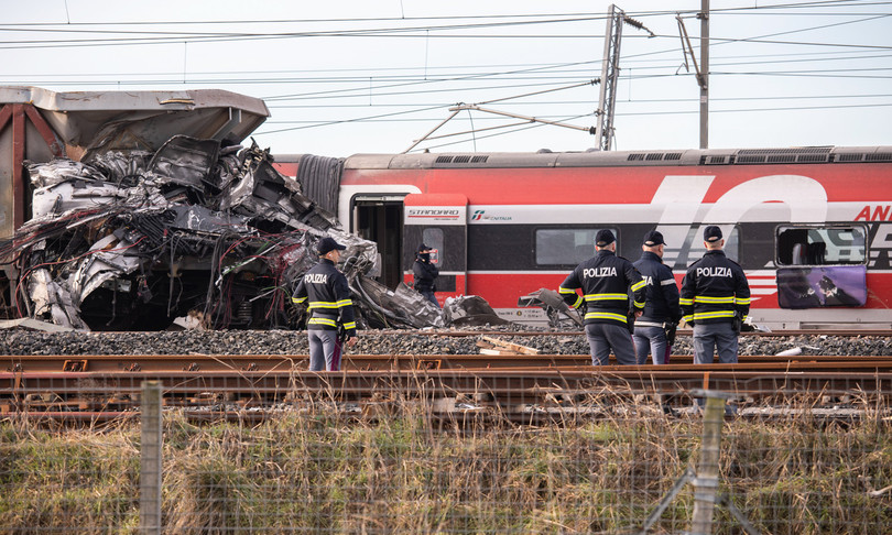 treno deragliato indagati