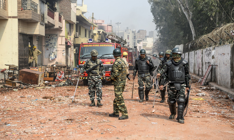 scontri india indu musulmani morti