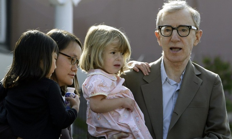 molestie woody allen libro metoo cinema mia farrow