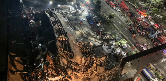 In Cina &egrave; crollato un albergo che ospitava 70 persone in quarantena per il coronavirus