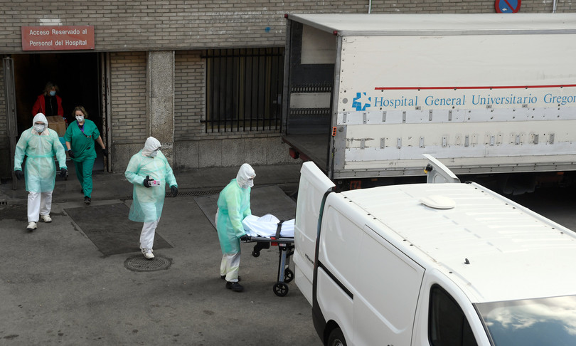 morti coronavirus spagna supera cina