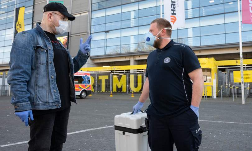 coronavirus covid-19 borussia dortmund vestfalen stadion